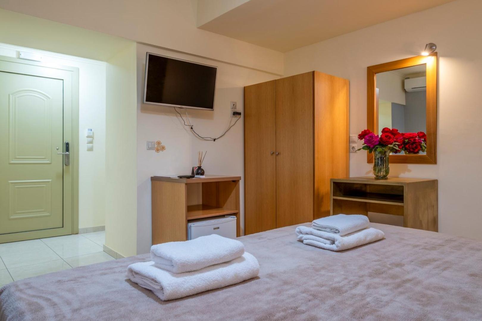 Areti Suites Kathiana Exterior photo