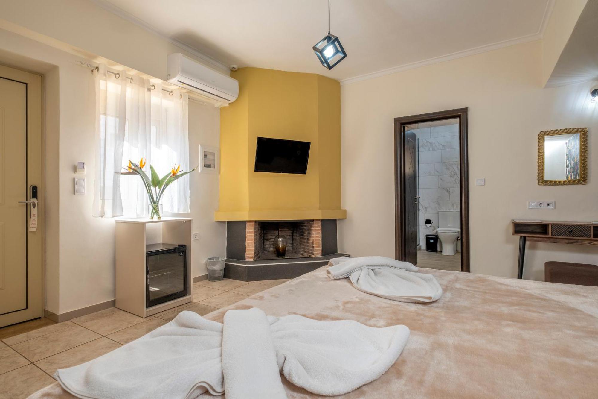 Areti Suites Kathiana Exterior photo